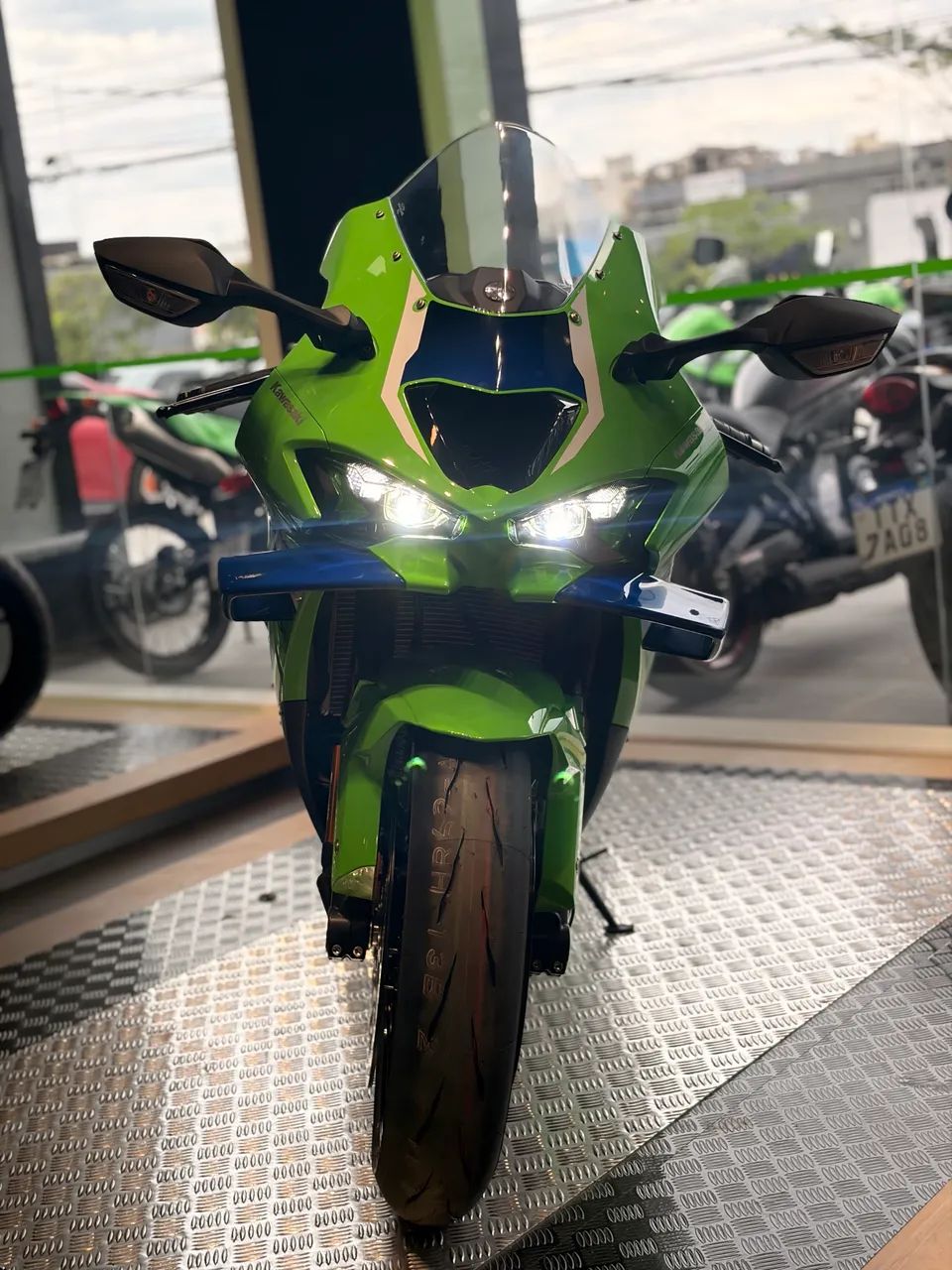 Ninja Zx-10/ Zx-10r 1000cc 2025 - 1537838369 | OLX