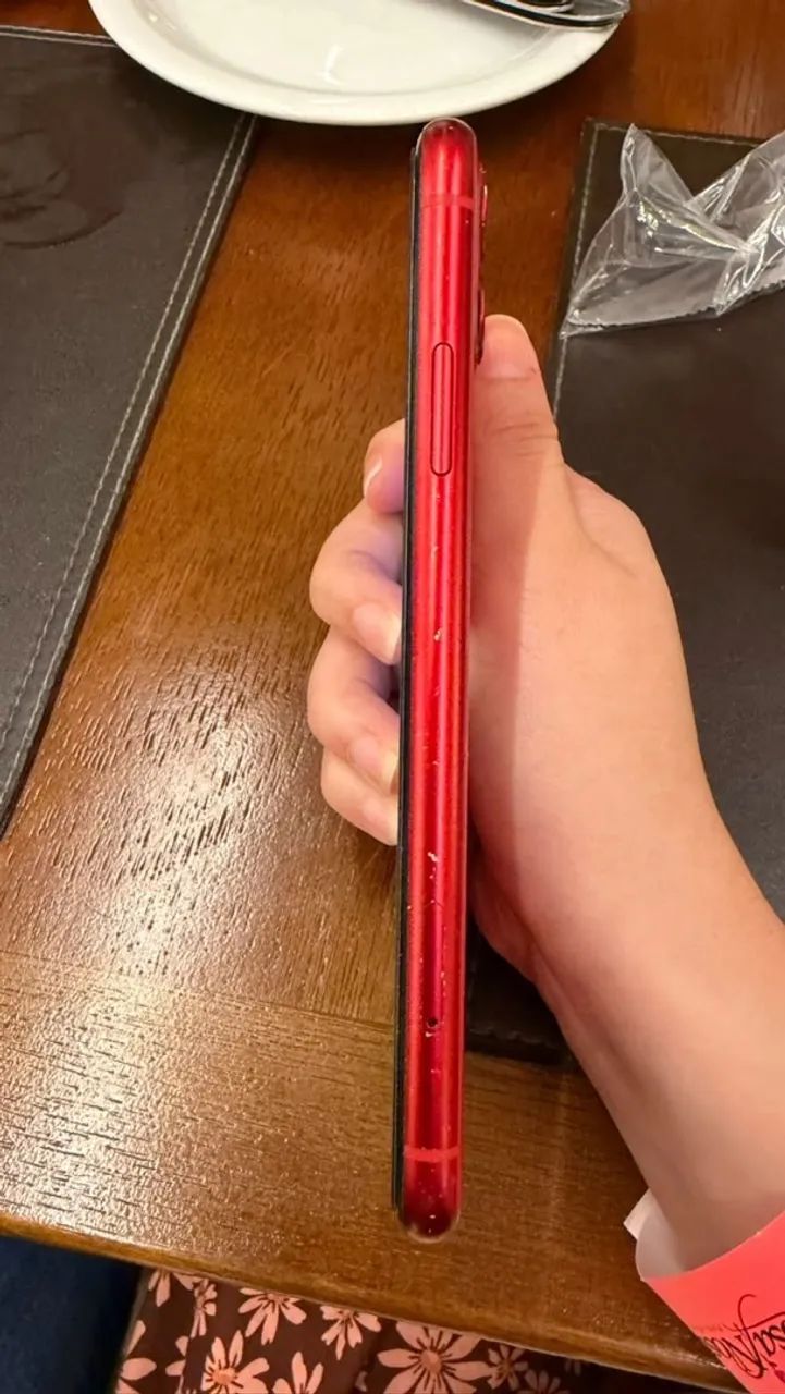 Iphone 11 red 128gb  - Foto 2