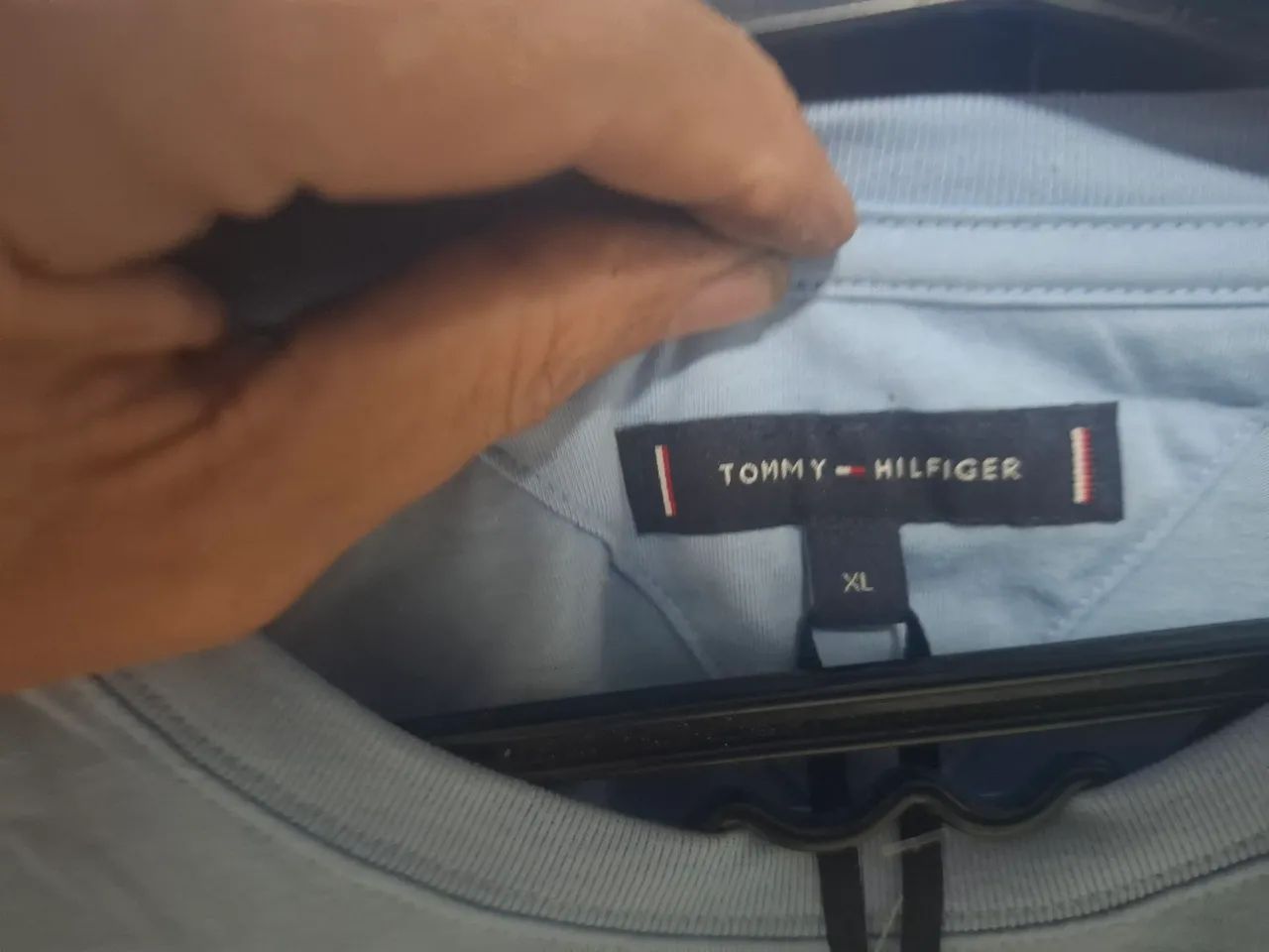 TOMMY HILFINGER - AZUL CLARO. ORIGINAL 