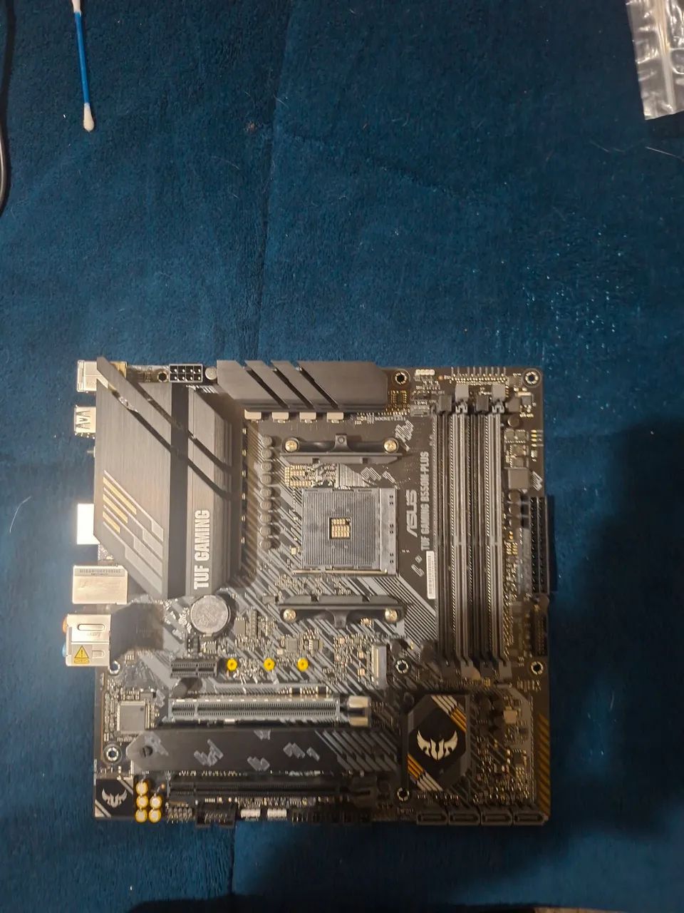 Placa mãe Asus Tuf Gaming B550M-Plus - Foto 3