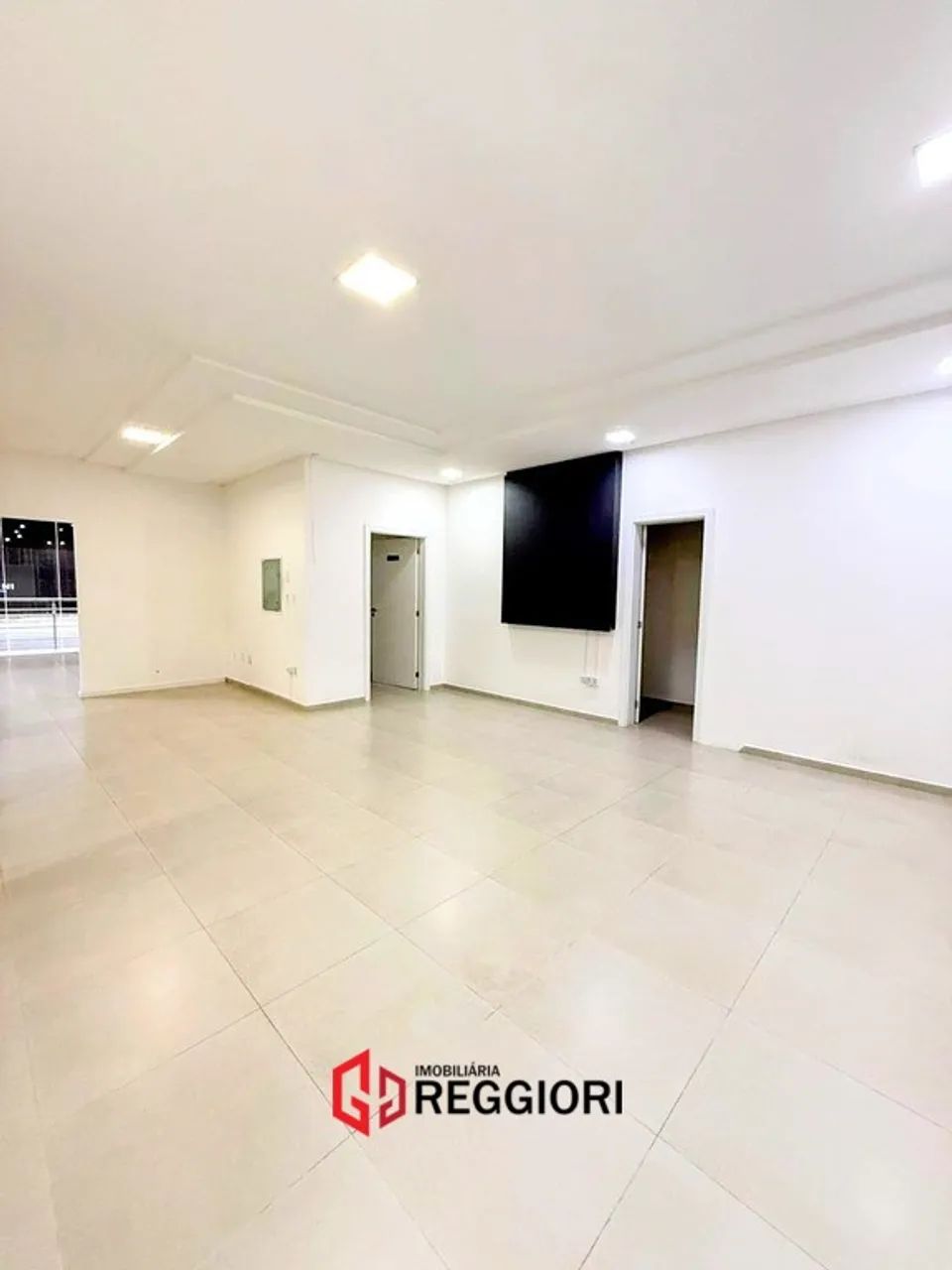 LOCAÇÃO SALA COMERCIAL 131M² MEIA PRAIA ITAPEMA - Foto 4