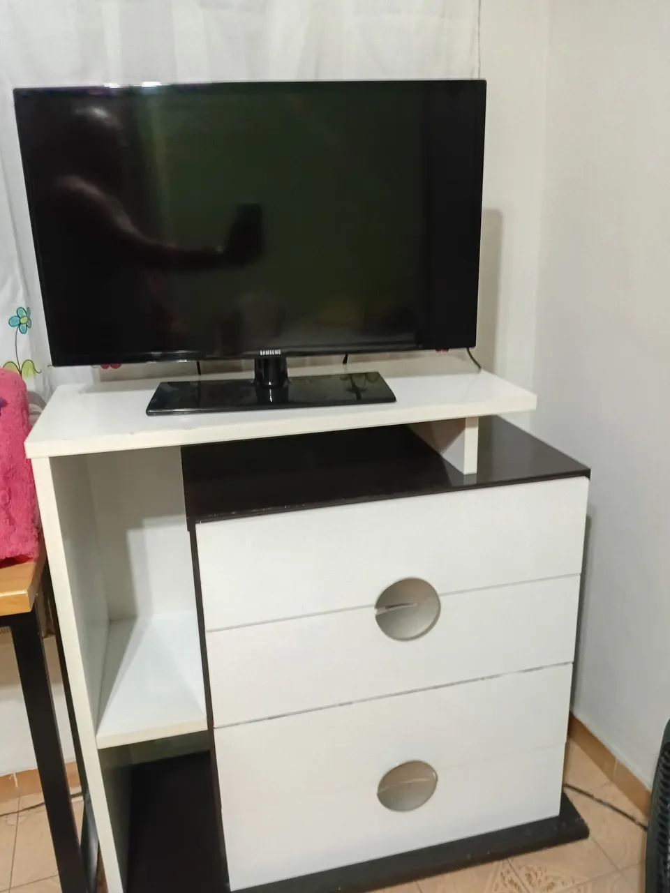 Vendo Rack com Armário Aclopado  - Foto 2