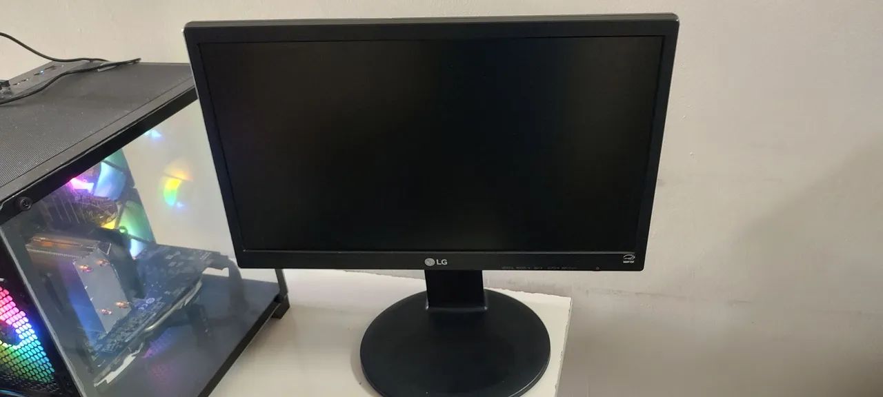 Monitor LG 20" VGA/DVI com base giratória  - Foto 6