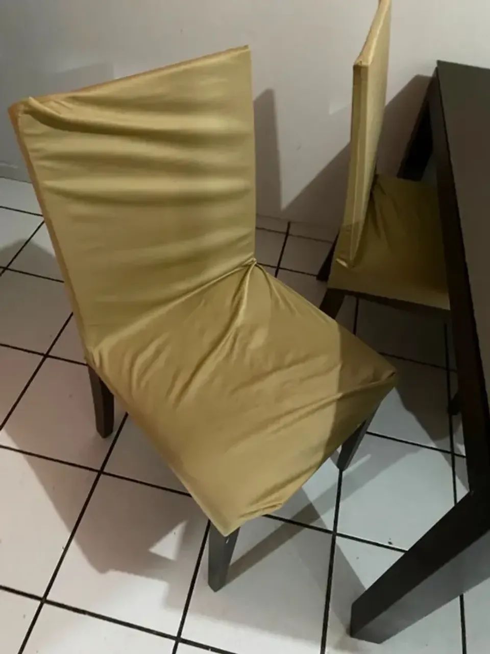 Mesa de jantar com 4 cadeiras - Foto 3