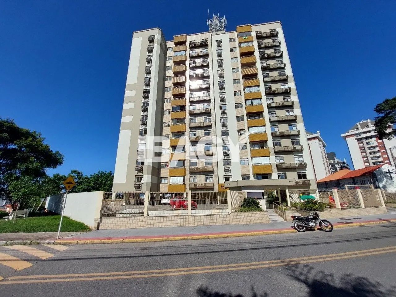 Excelente Apartamento 3 dormitório(s) em Estreito - Florianópolis
