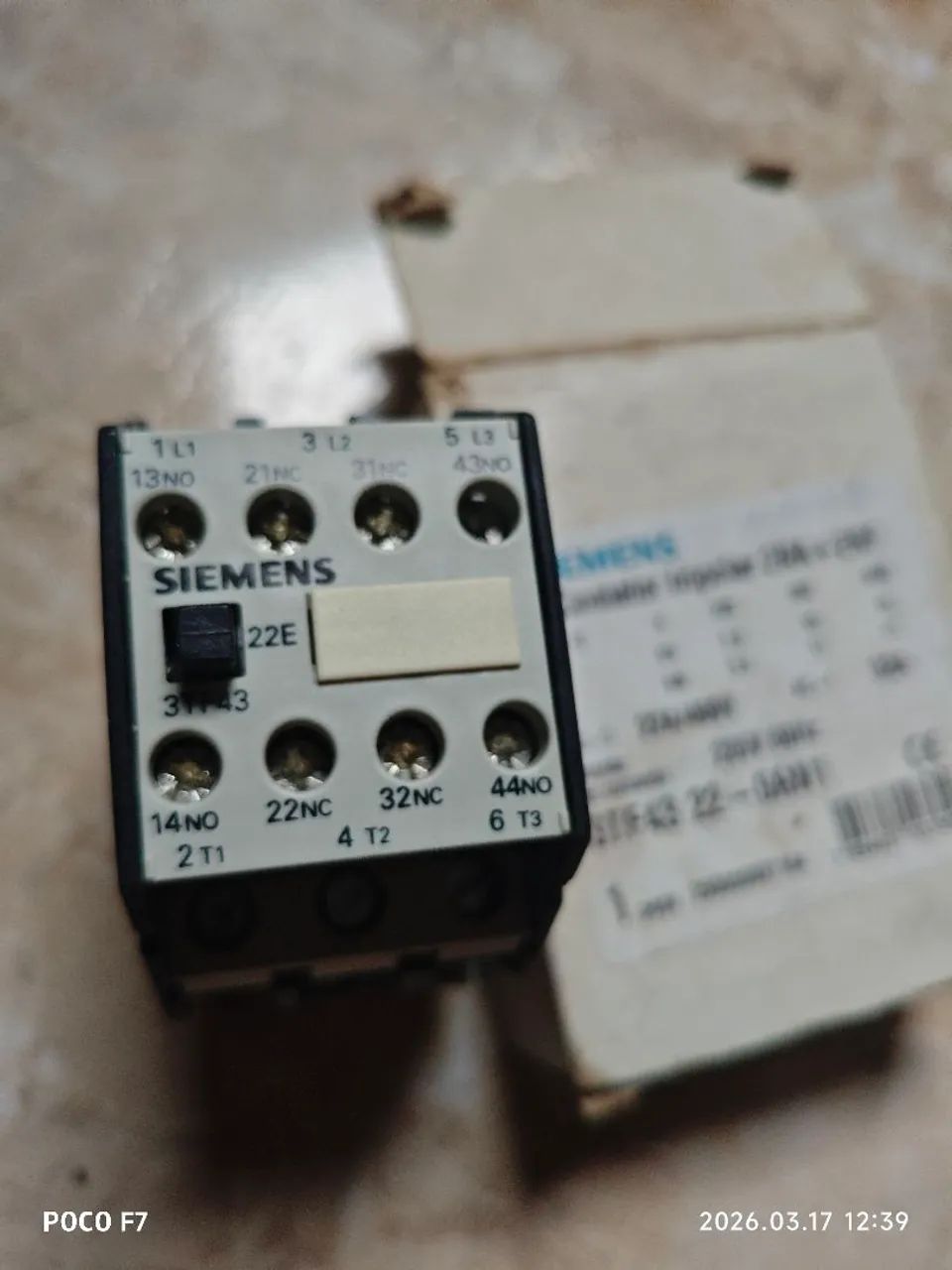Contator tripolar 2NA + 2NF Siemens 32A - Foto 5
