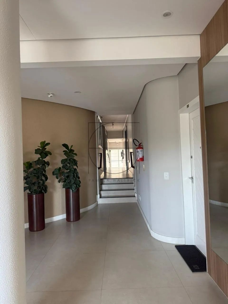 Apartamento de 3 dormitórios e 1 suíte e 2 vagas de garagens - Foto 5
