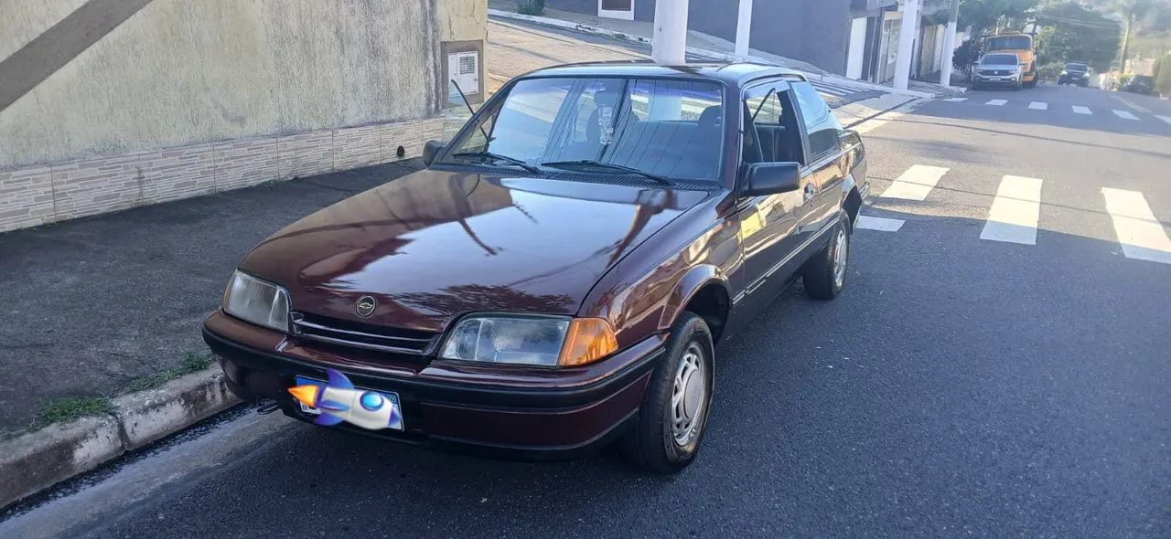 Chevrolet Monza Classic SE 2.0 /mpfi E EFI 2P E 4P 1993