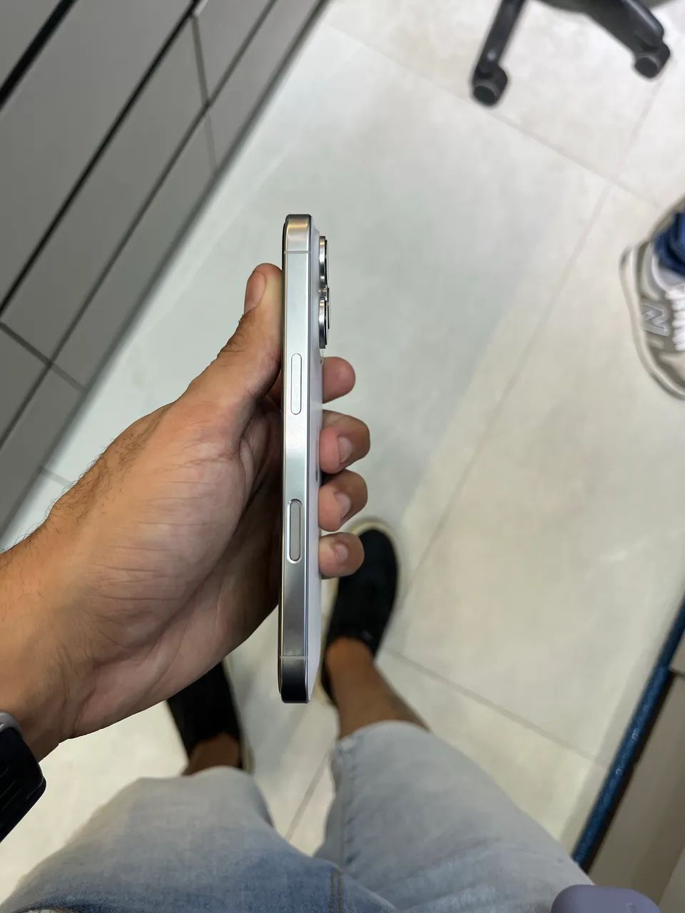 iPhone 16 Pro 128GB! Todo original  - Foto 2