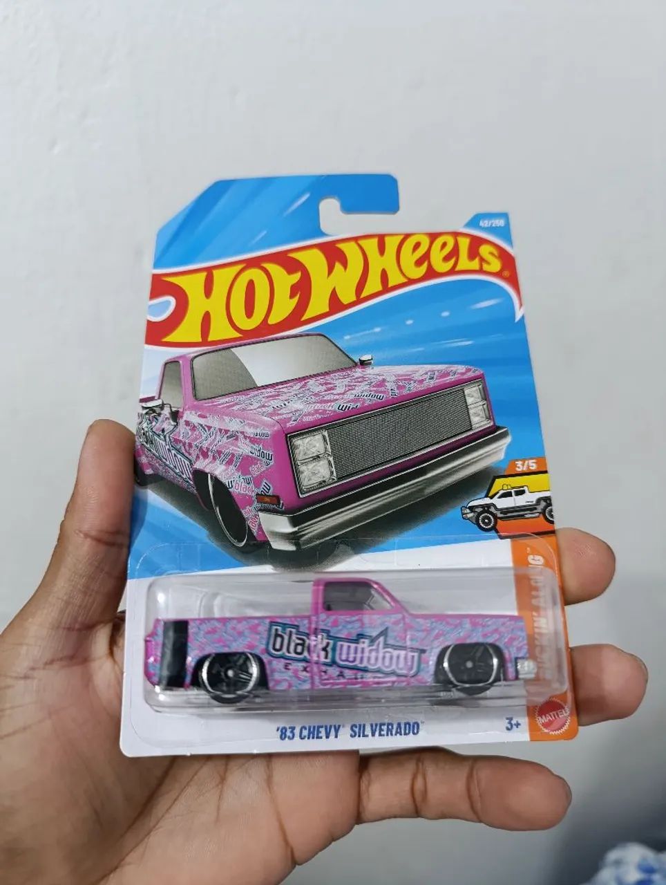 Hot Wheels 83 Chevy Silverado 
