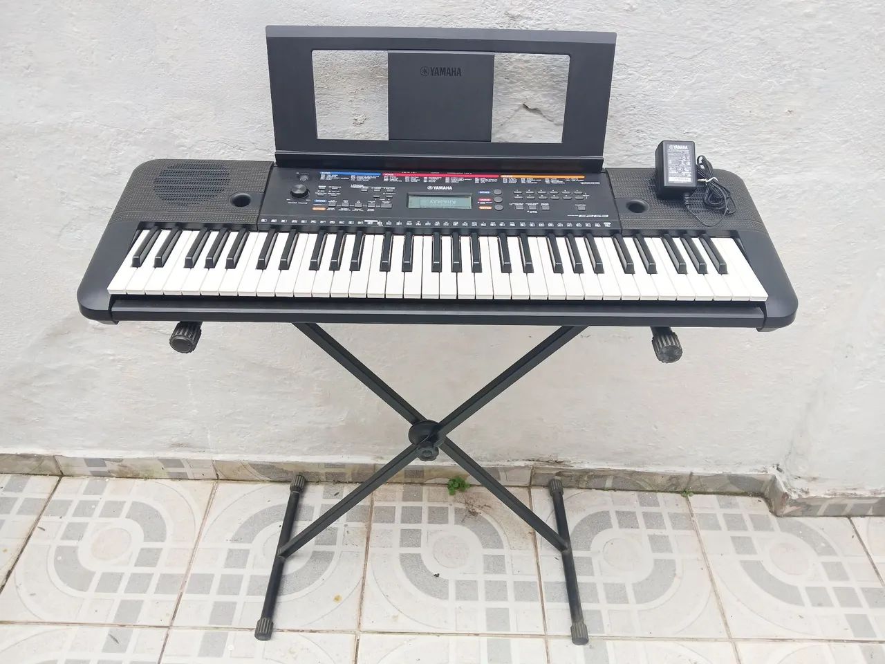 Teclado Yamaha PSR E263 - Foto 5