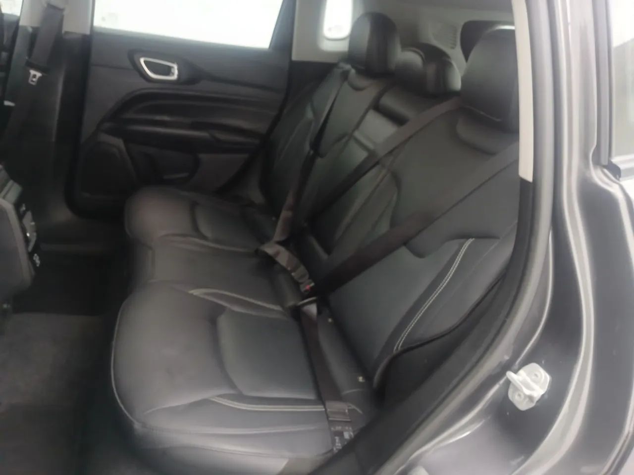 Jeep Compass LONG. T270 1.3 TB 4x2 Flex Aut., foto 17 de 18