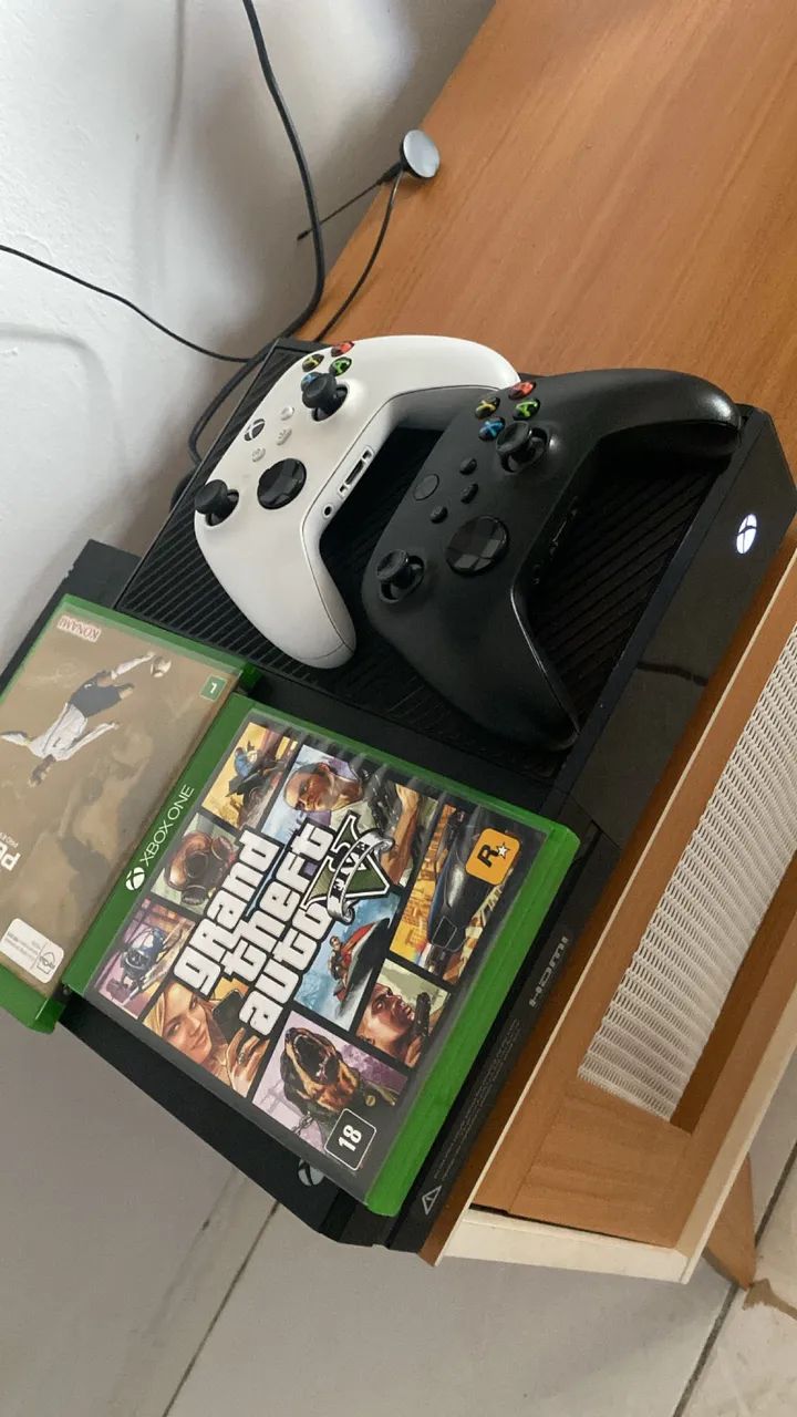 XBOX ONE 1TB - Foto 2