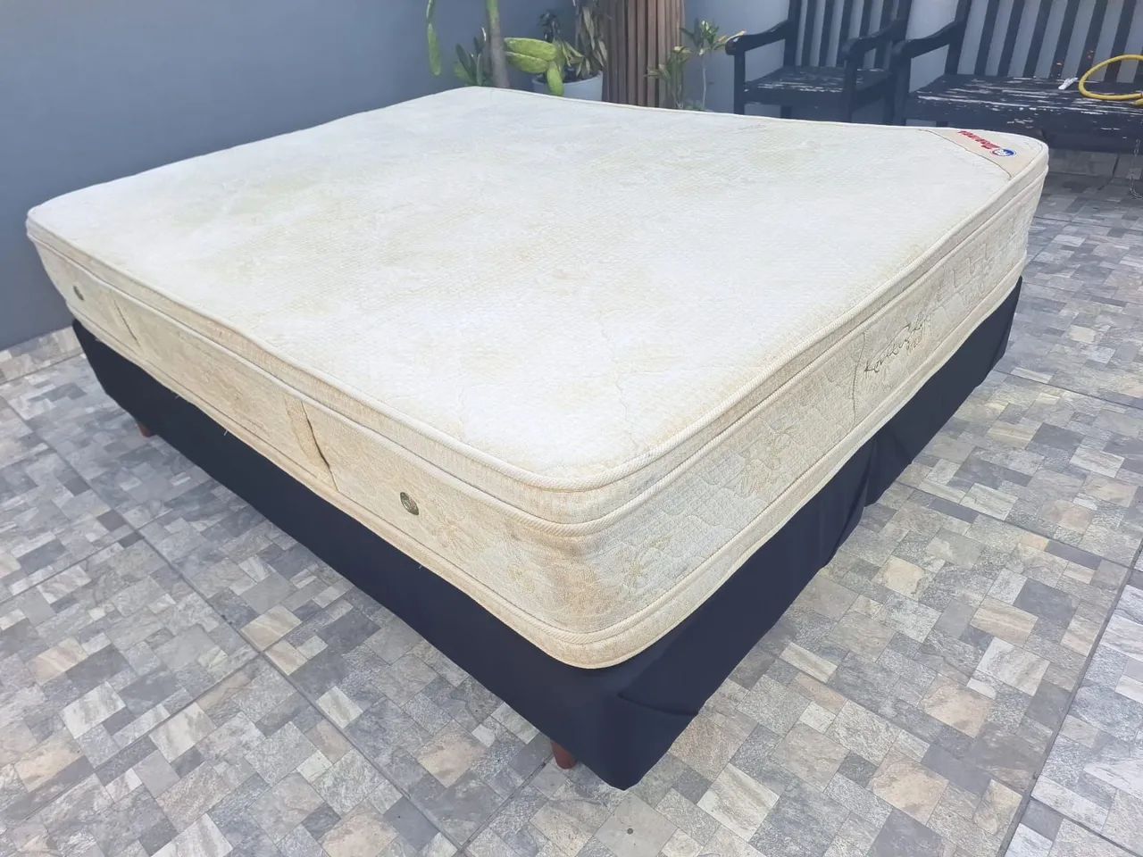 Excelente Cama Box Queen Size  - Foto 4