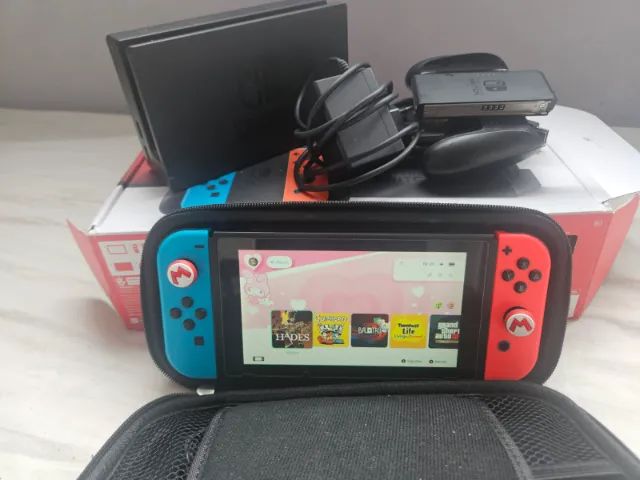 Nintendo switch v1 64gb