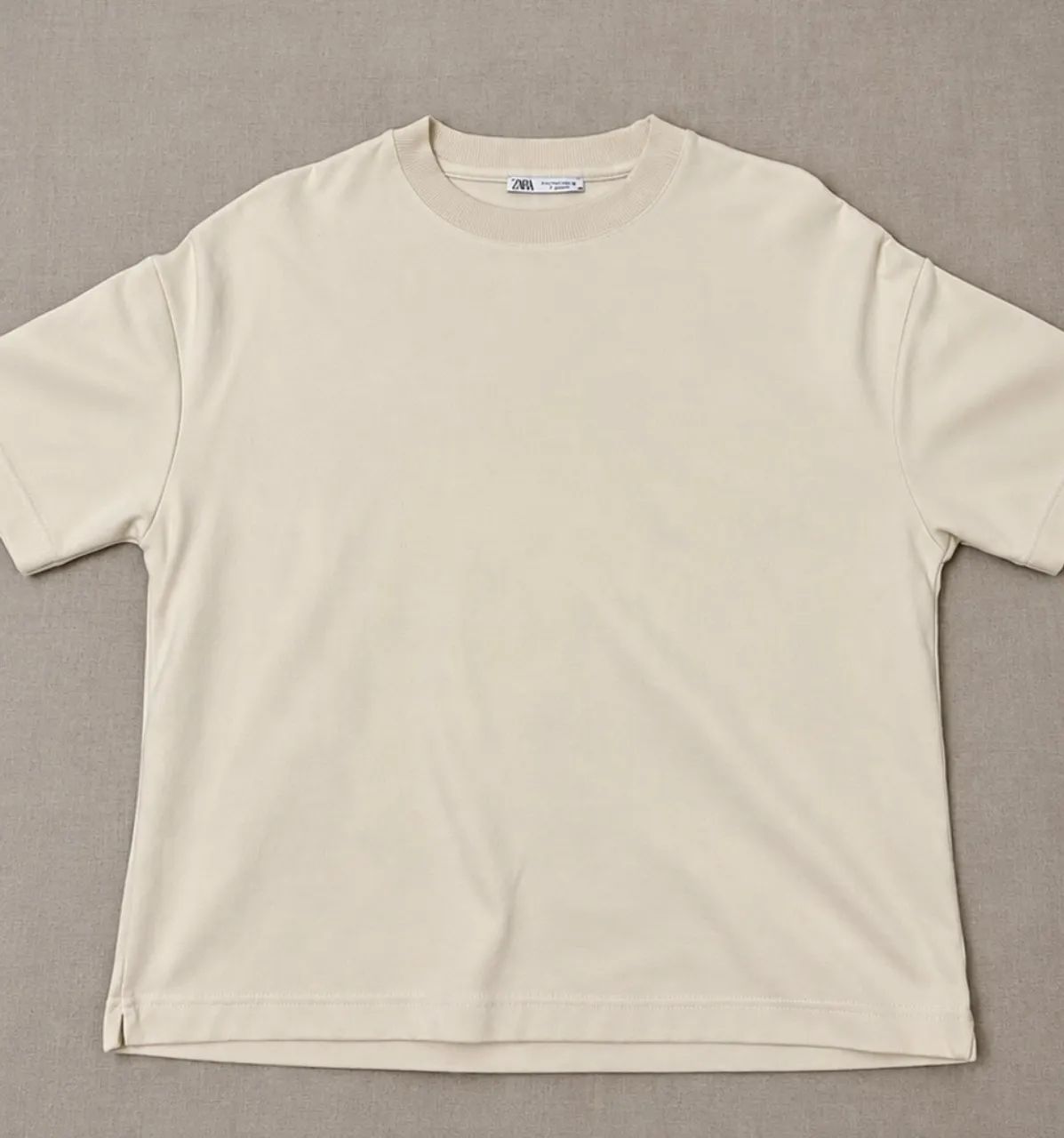 Camiseta zara oversized bege