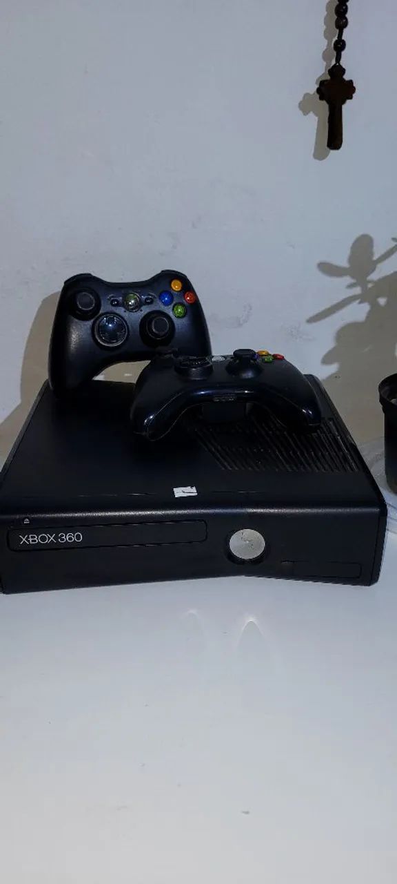 Xbox 360 com jogos 