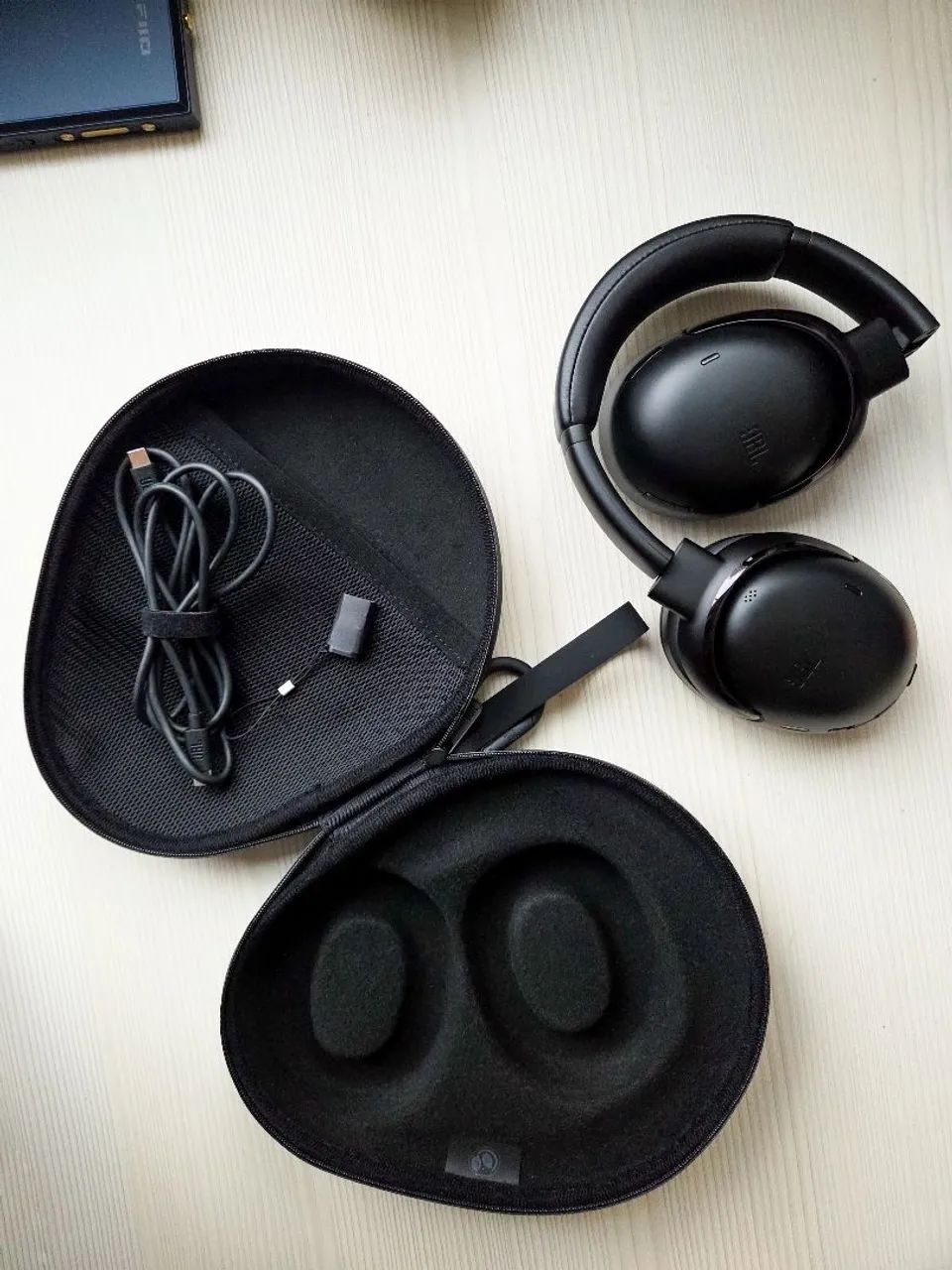 JBL Tour One M3 Headphone Bluetooth - Foto 5