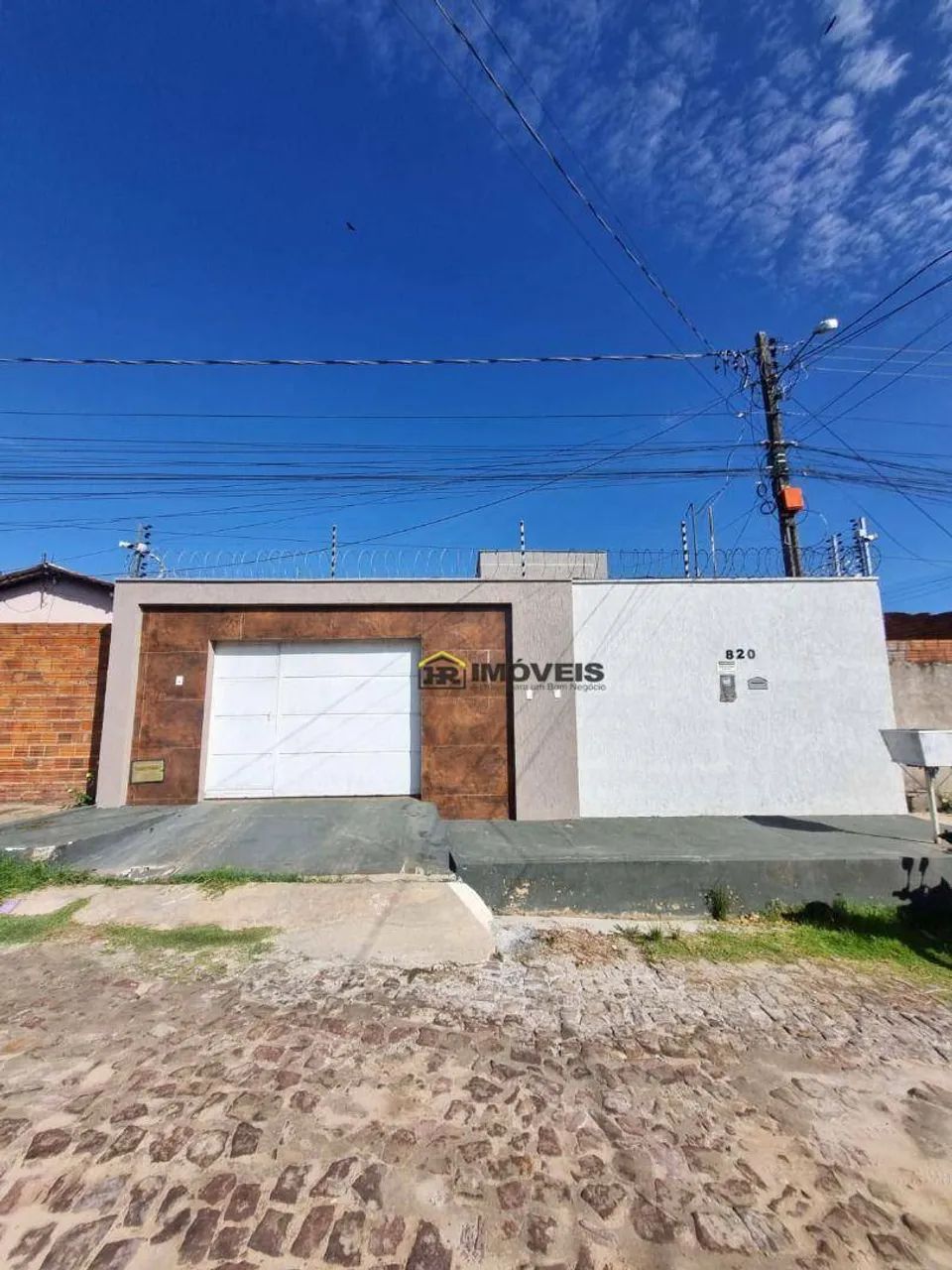 Casa à Venda em Timon com 3 Quartos