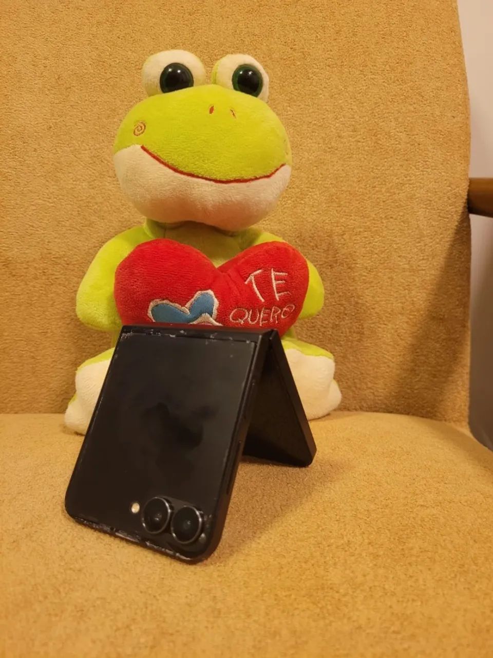 Samsung Galaxy Z Flip 7 FE  - Foto 3