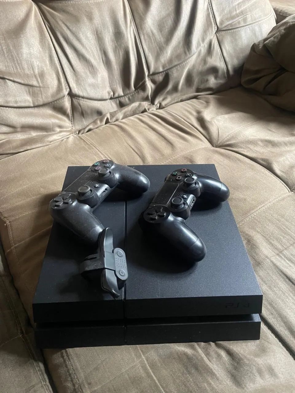 PlayStation 4 slim