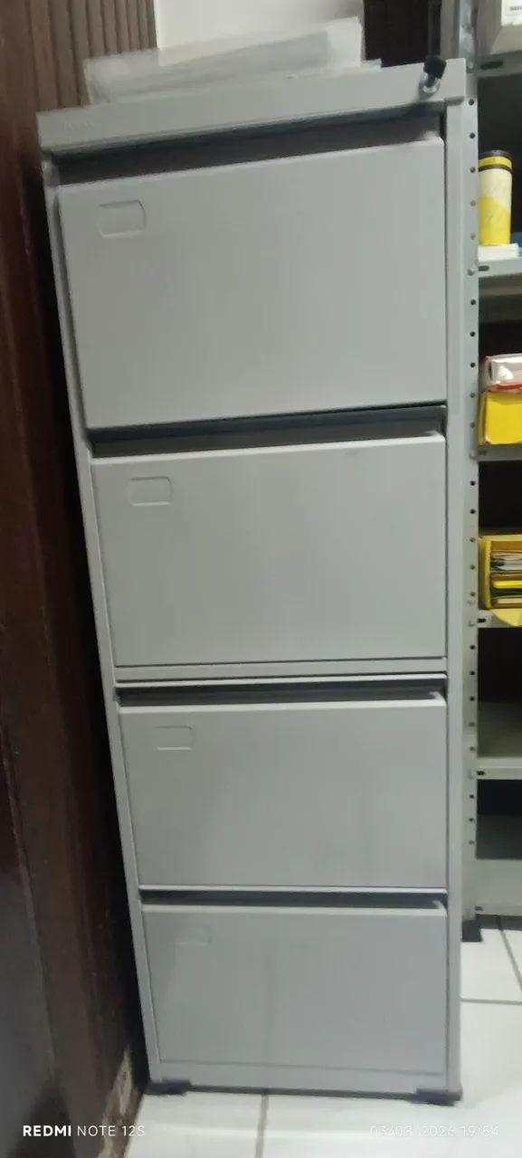Vendo Arquivo com 4 gavetas - Foto 2