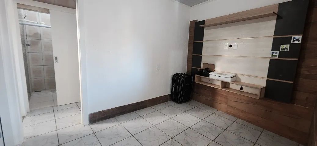 Casa com 2 Quartos Reformada e com armários - Foto 3