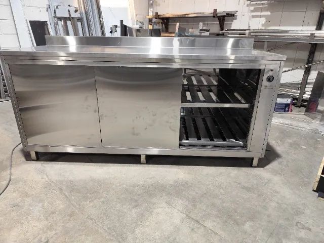 Balcão encosto refrigerado inox 2850×650×900 mm (5 portas) 