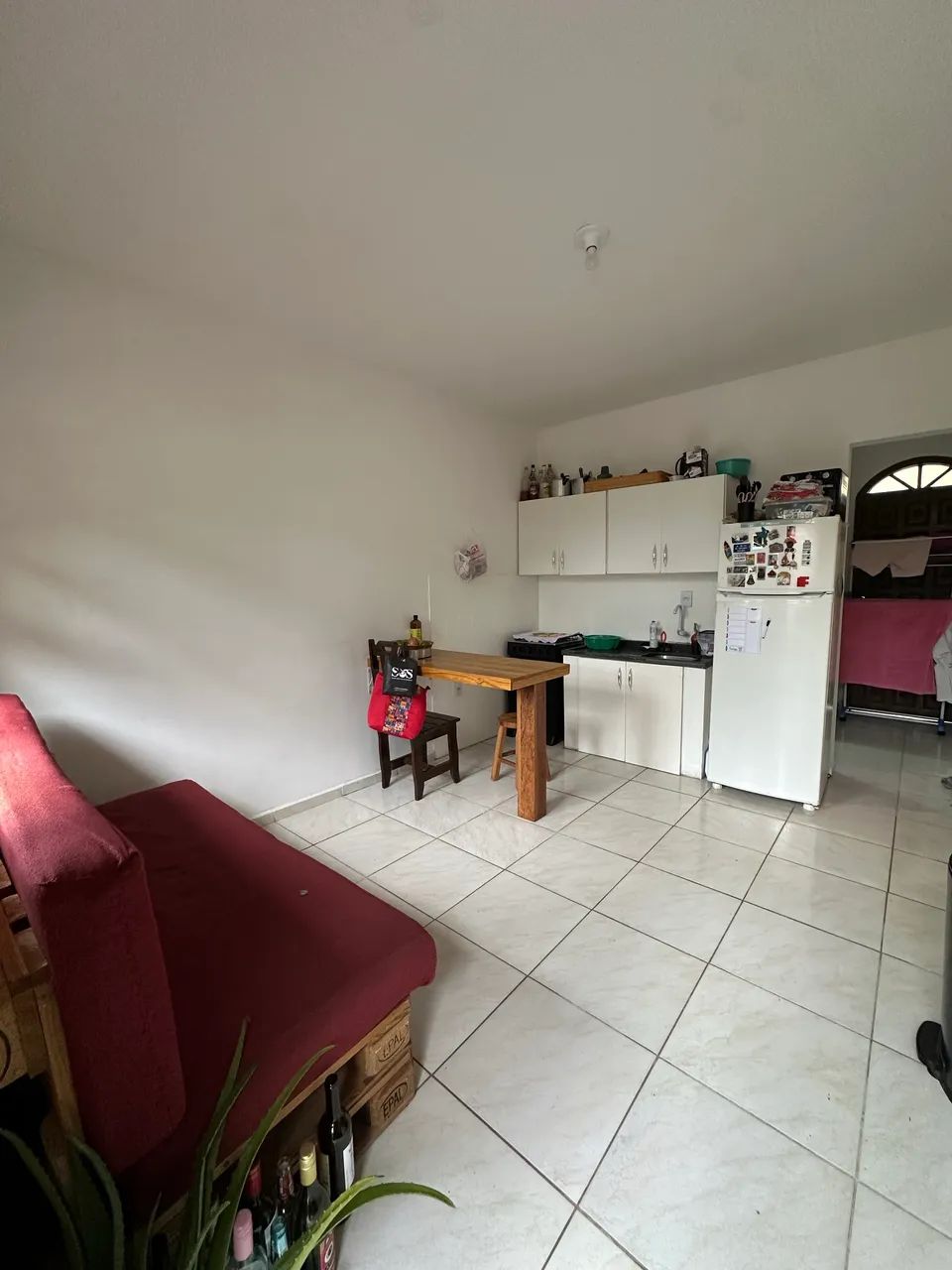 Quarto para alugar no Campeche - R$ 1.100/mês