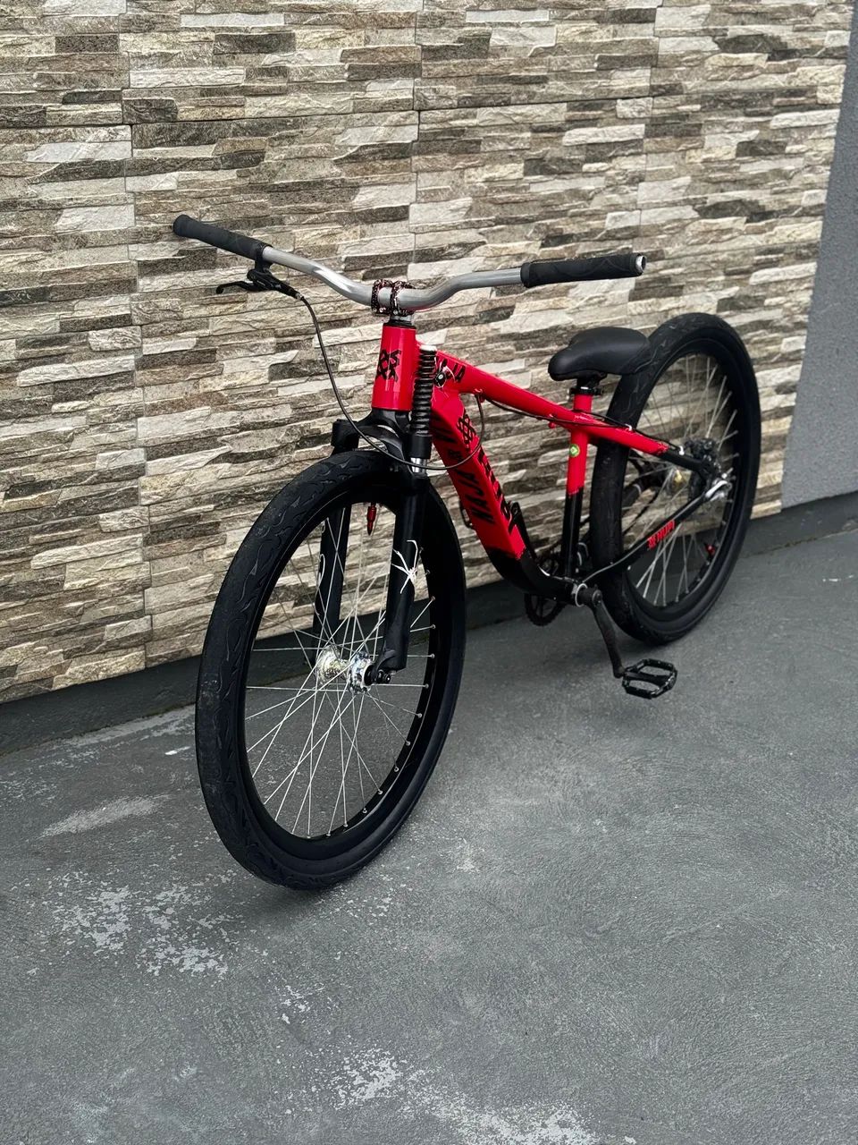 Bike hupi naja 2025 2 cor  - Foto 2