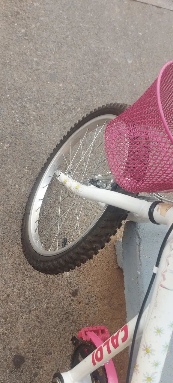 Bicicletas infantis - Caloi Ceci Aro 20 e BTWin Aro 16 - Foto 5