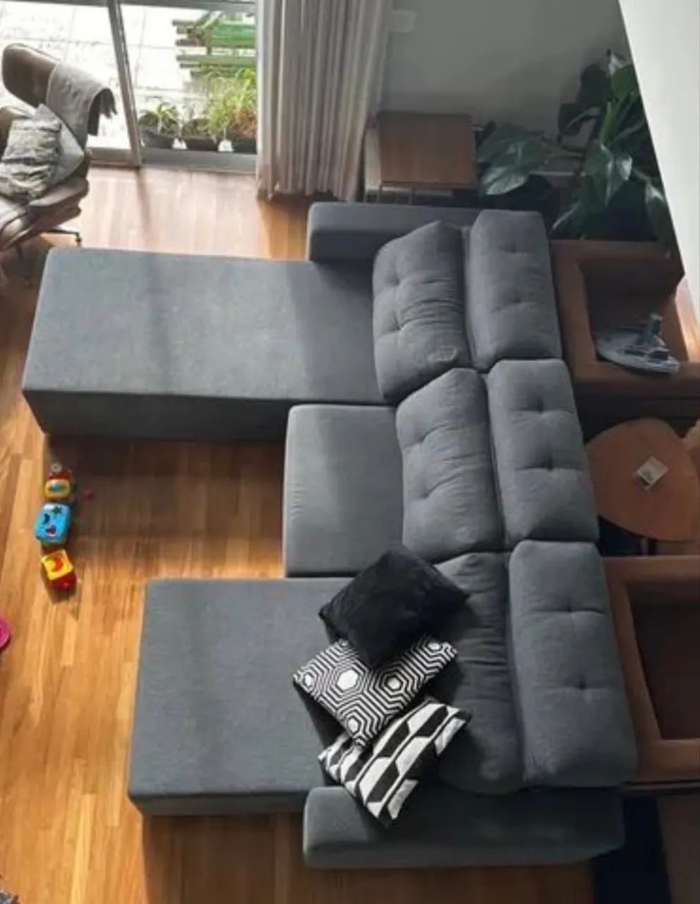 Sofá chaise e retrátil 418478278931927041