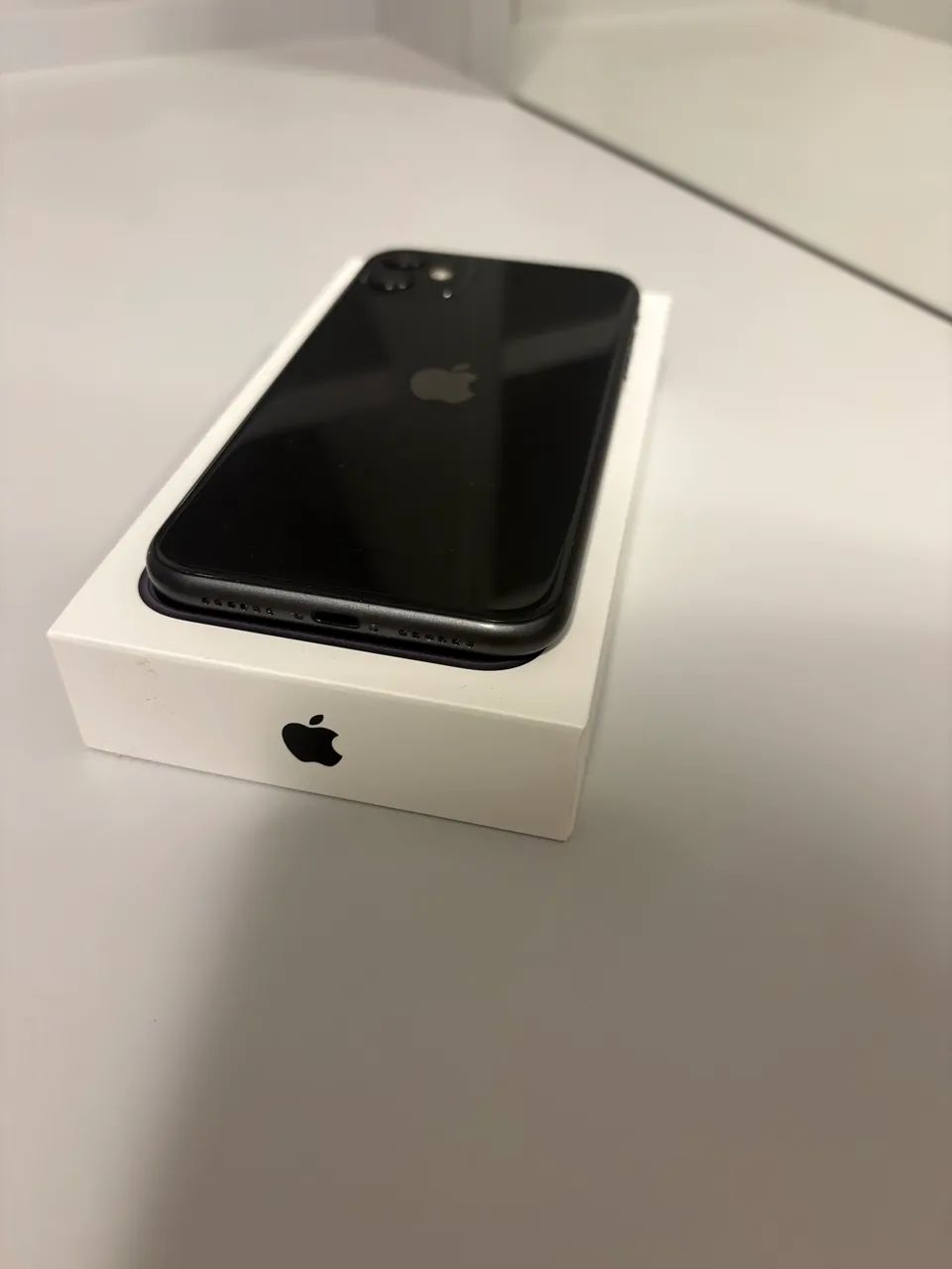 iPhone 11 64gb - Muito bem Conservado - Celulares e Smartphones