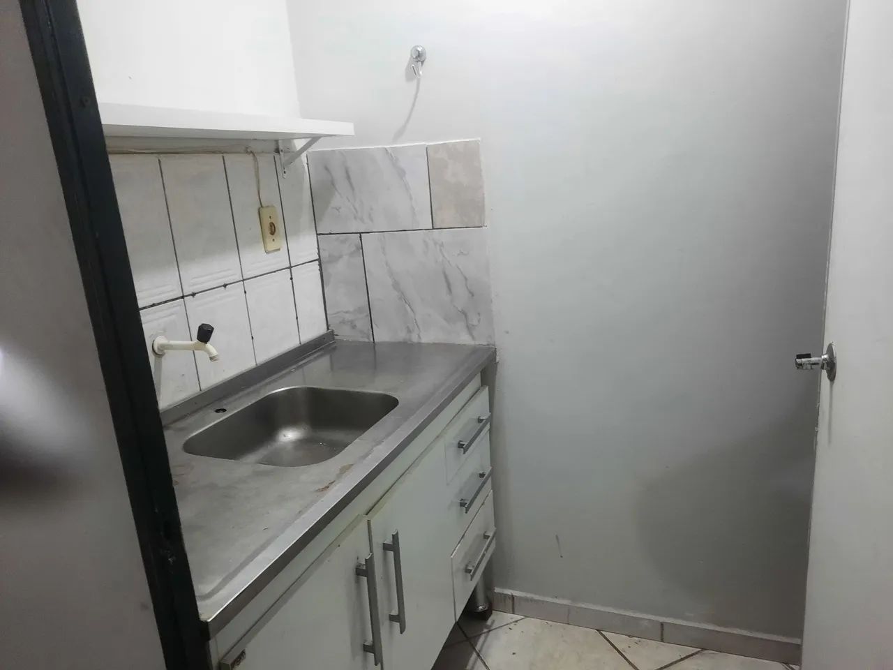 Alugo loja com sobreloja - Foto 4