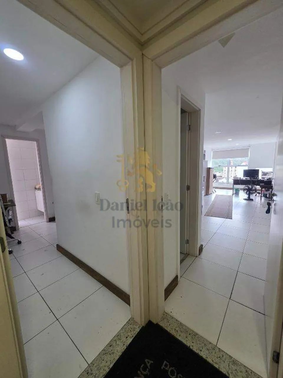 Sala Comercial Exclusiva no Coração de Teresópolis  Bairro Várzea - Foto 3