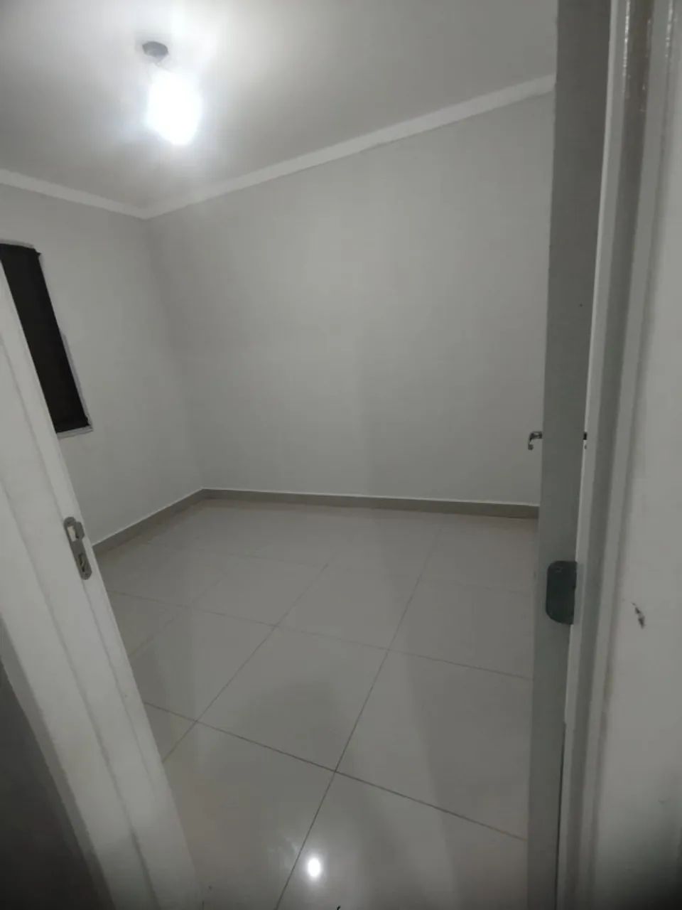 APARTAMENTO SEMI MOBILIADO - Foto 5