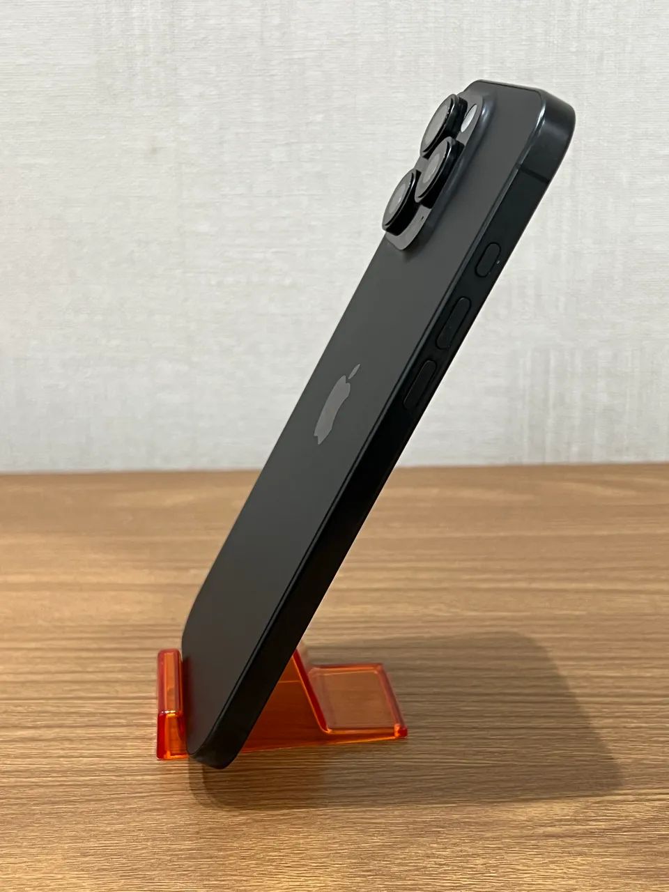 iPhone 16 Pro Max - 256GB - Black - Foto 2