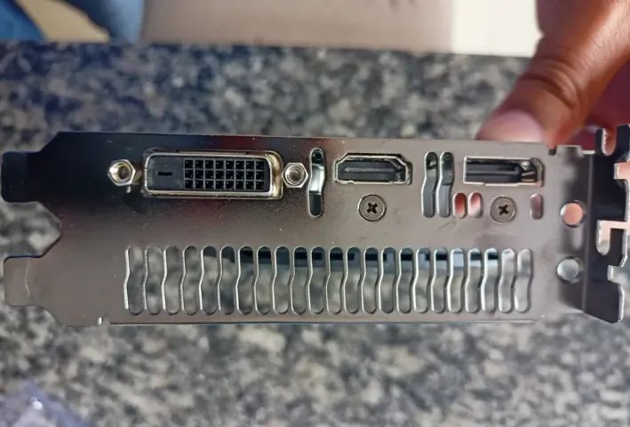 Placa Vídeo Asus Phoenix Gforce GTX 1050 Ti 4GB GDDR5 - Foto 3