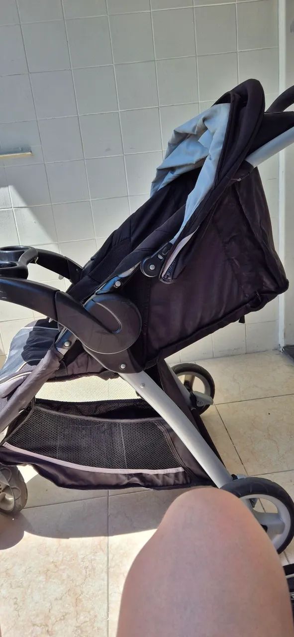 Carrinho Graco Travel System + Bebê conforto+ base Importado - Foto 3