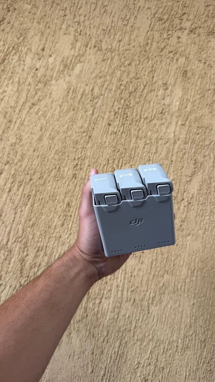 Drone DJI Mini 4 Pro Fly More Plus  - Foto 5