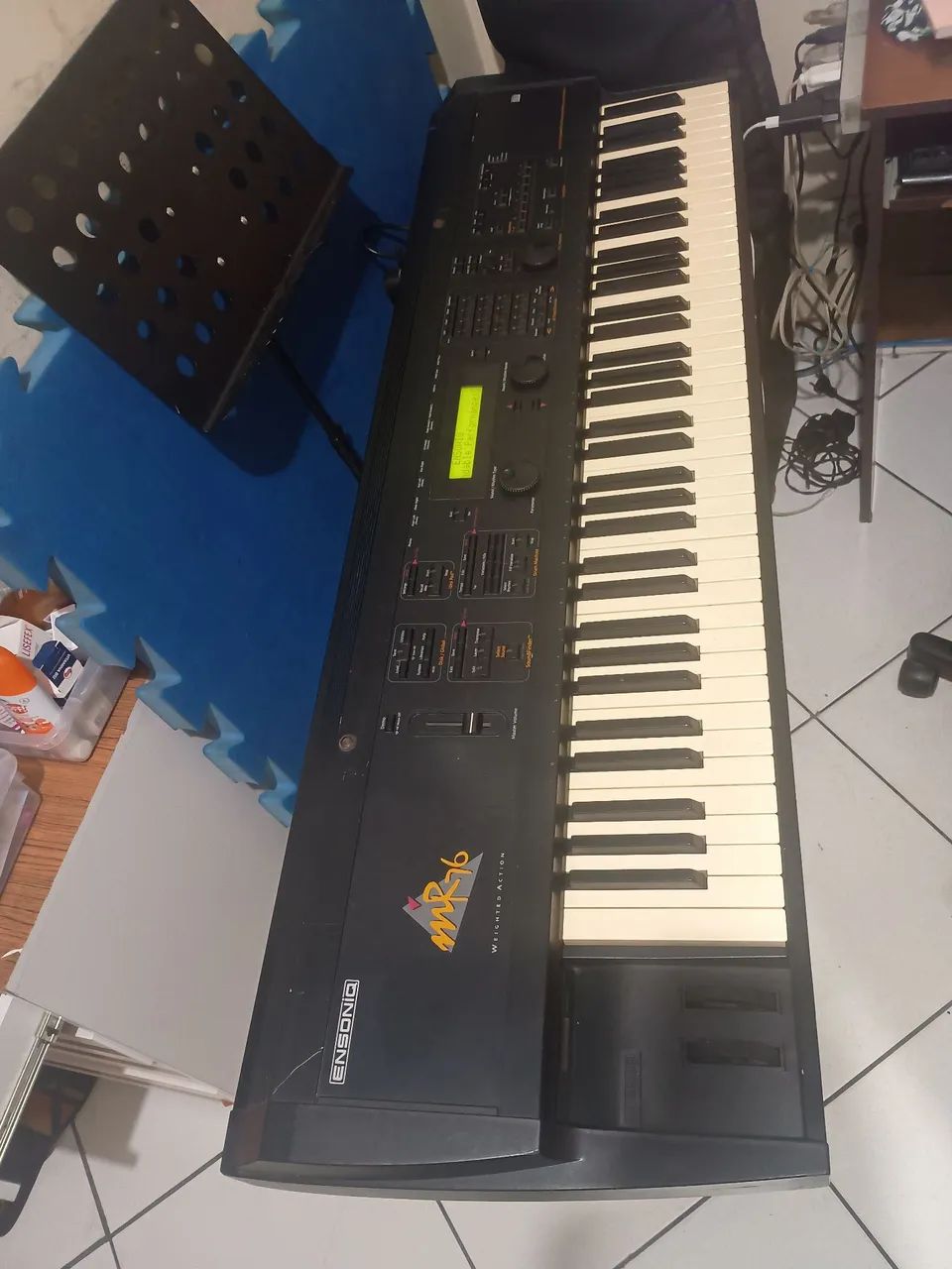 Vendo ENSONIQ 76 