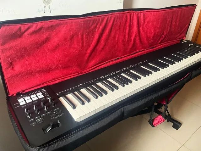 洋楽 KONKWISTA 88 Teclado Workstation 88 Teclas Korg Kross 2 88 Mb Preto | MercadoLivre