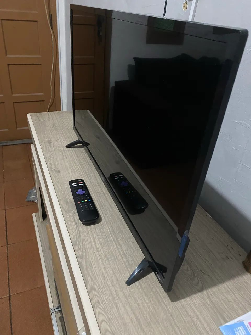 Vendo Smart tv 32 polegadas AOC - Foto 4