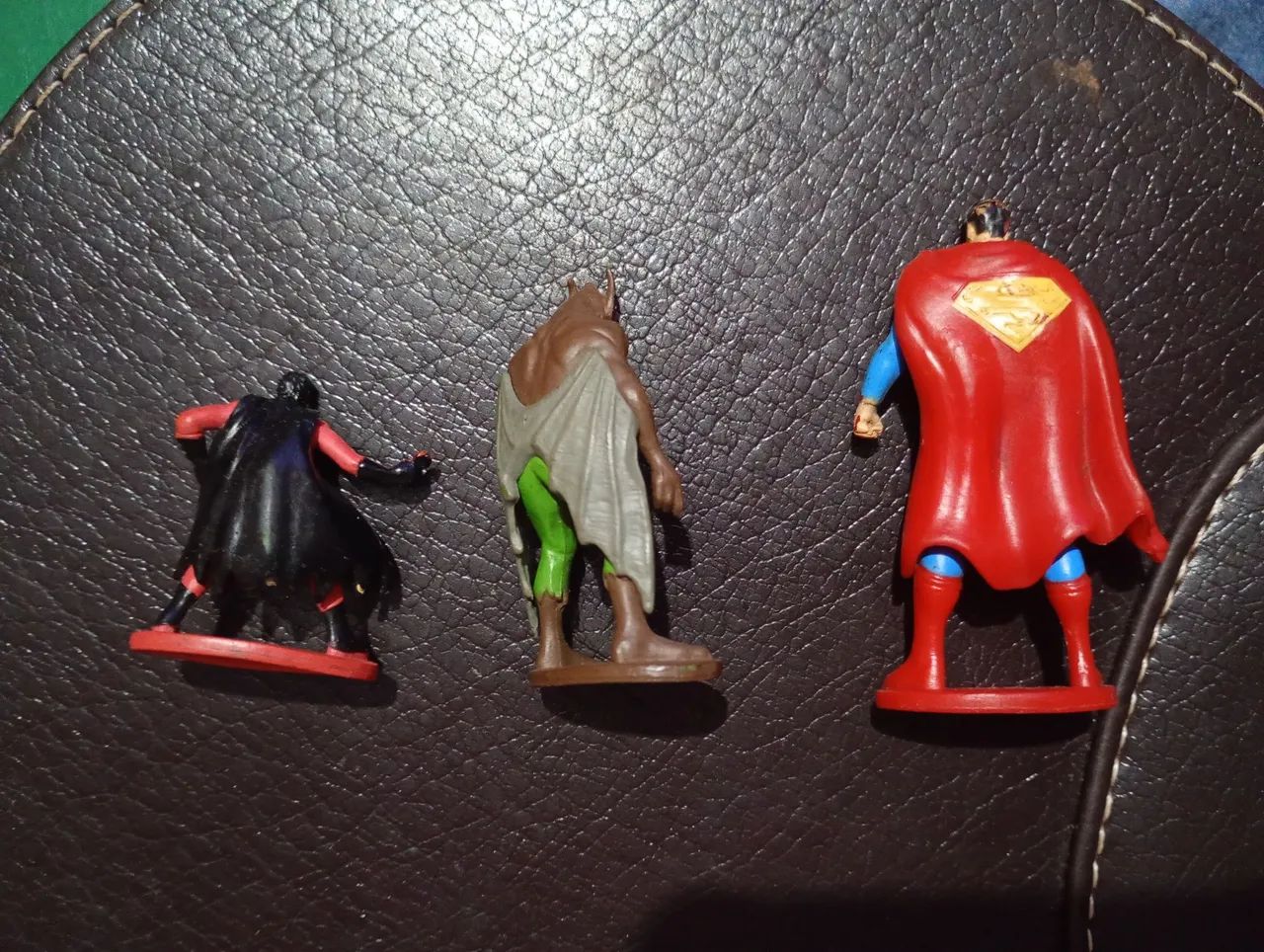 Bonecos DC - Superman 2017 - Morcego Humano 2012 - Robin 2012 - Foto 2