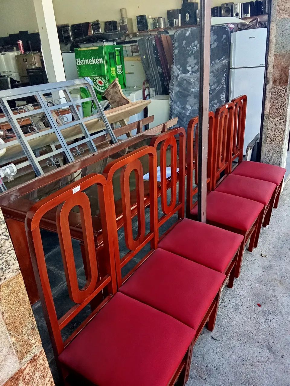 MESA COM 6 CADEIRAS  - Foto 4