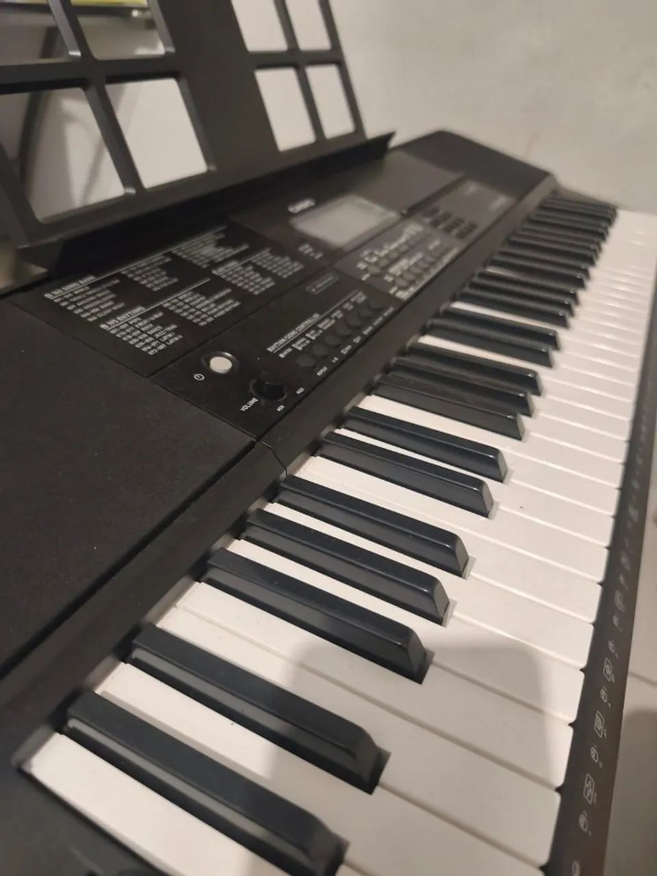 Casio CT-X800 + Suporte, Pedal, Bag - Foto 2