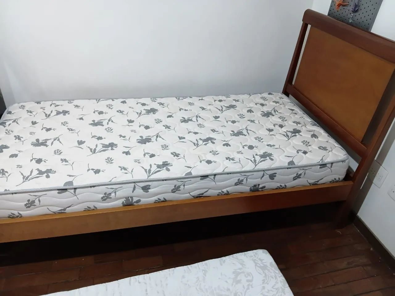 Cama de novo em madeira com colchão e pilon - Foto 5