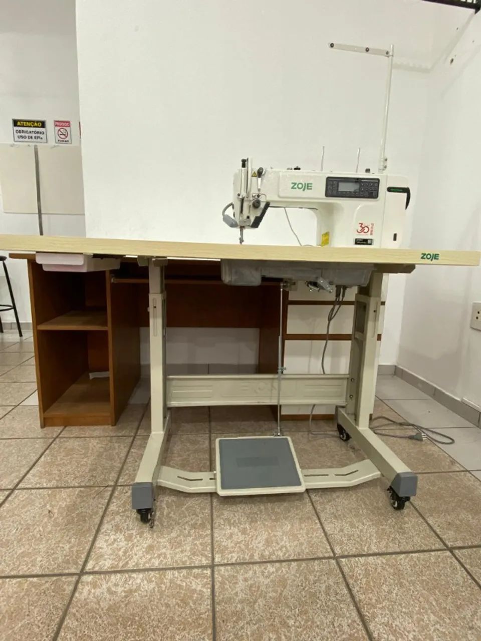 Maquina de costura reta zoje - Foto 3