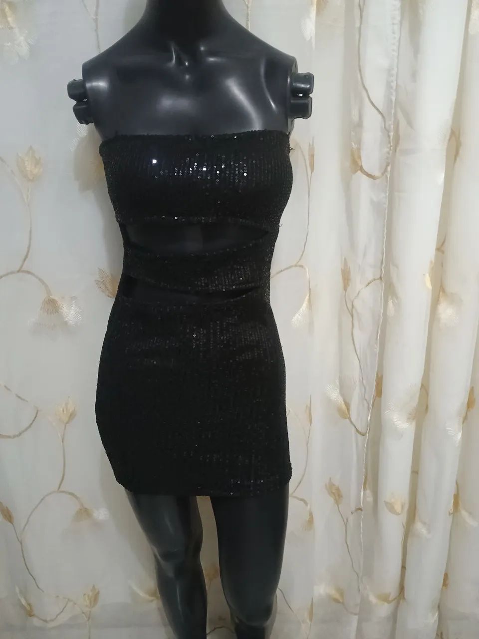 Vestidos bordados com paetê - Foto 4