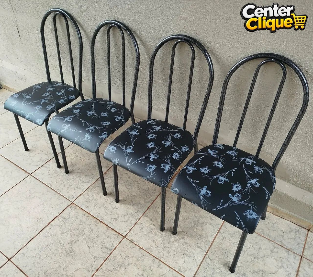 4 Cadeiras Semi Novas: Retirar no Aero Rancho! - Foto 4